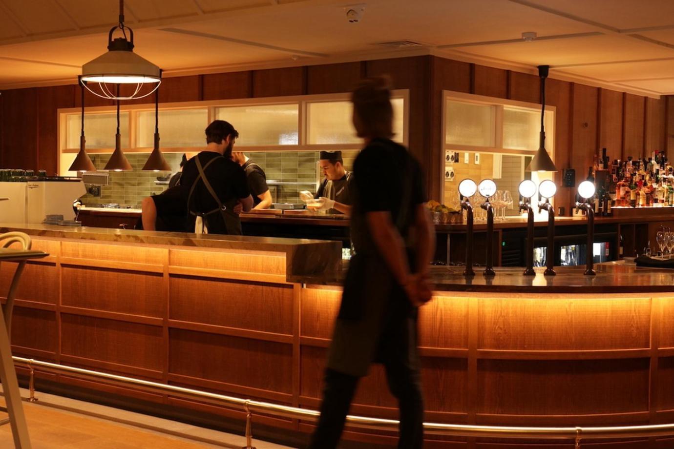 Suncourt Hotel & Conference Centre Таупо Екстериор снимка